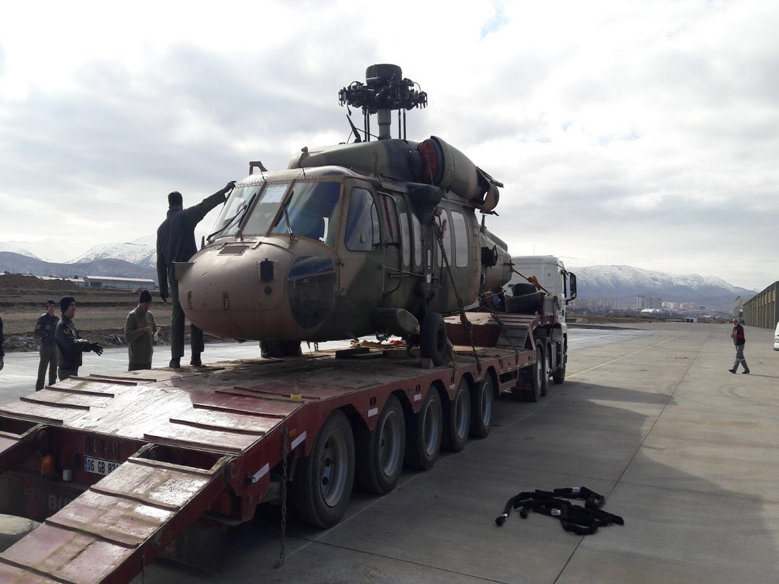 Oğuzhan Ağır Nakliyat, kurumsal, hizmetlerimiz, Türk Silahlı Kuvvetleri Taşımacılığı, Köprü Tavan Kiriş Vinci Taşımacılığı, İş Makinası Taşımacılığı, Belediye Taşımacılığı, Proje Taşımacılığı, Şişe Cam Taşımacılığı, Ekipmanlar, Belgeler, iletişim, harita, referanslar, tsk, mta, türk şeker, şişecam, tanap, and, türkiye petrolleri, etimaden, eüaş, kayseri büyükşehir belediyesi, ankara, yenimahalle, oğuzhan, ağır, nakliyat, Oğuzhan,Yenimahalle,oguzhan,ankara oğuzhan,ankara oguzhan nakliyat,nakliye,nakliyat,taşıma,taşımacılık,ağır nakliyat,agır nakliyat,ağır nakliyat ankara,ağır nakliye,jumbo yük taşımacılığı,iş makinası taşıma, beton köşk taşıma, yenimahalle demetevler taşıma,ankara taşıma,ankara nakliye,ankara nakliyat,nakliye firmaları ankara,ankara nakliyat firmaları,ağır nakliyat firmaları,TIR NAKLİYAT,TIR NAKLİYE,ağır nakliyat